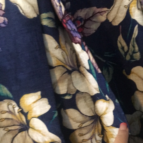 Chico’s 3/4 sleeve floral textured jacket - Picture 4 of 8